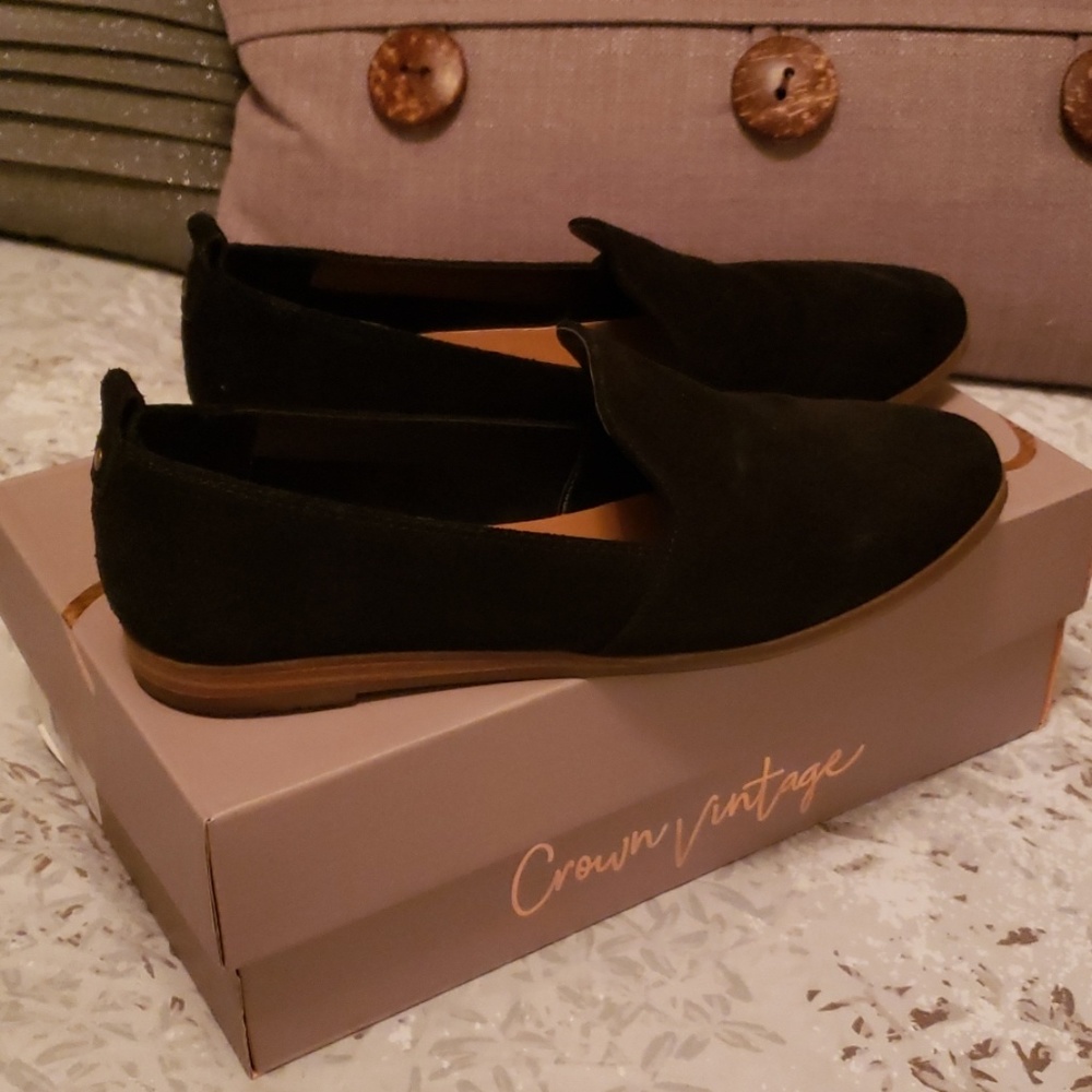 Crown Vintage Qelilia Loafers